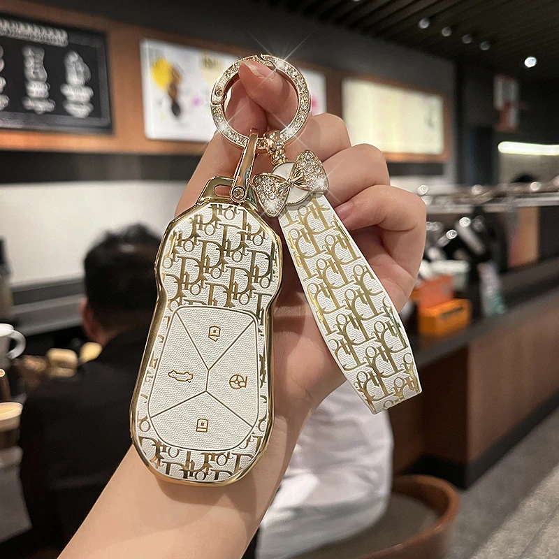 小鹏P7钥匙套G6/G9/G3i/P5/520汽车钥匙包壳扣高档内饰品男女专用