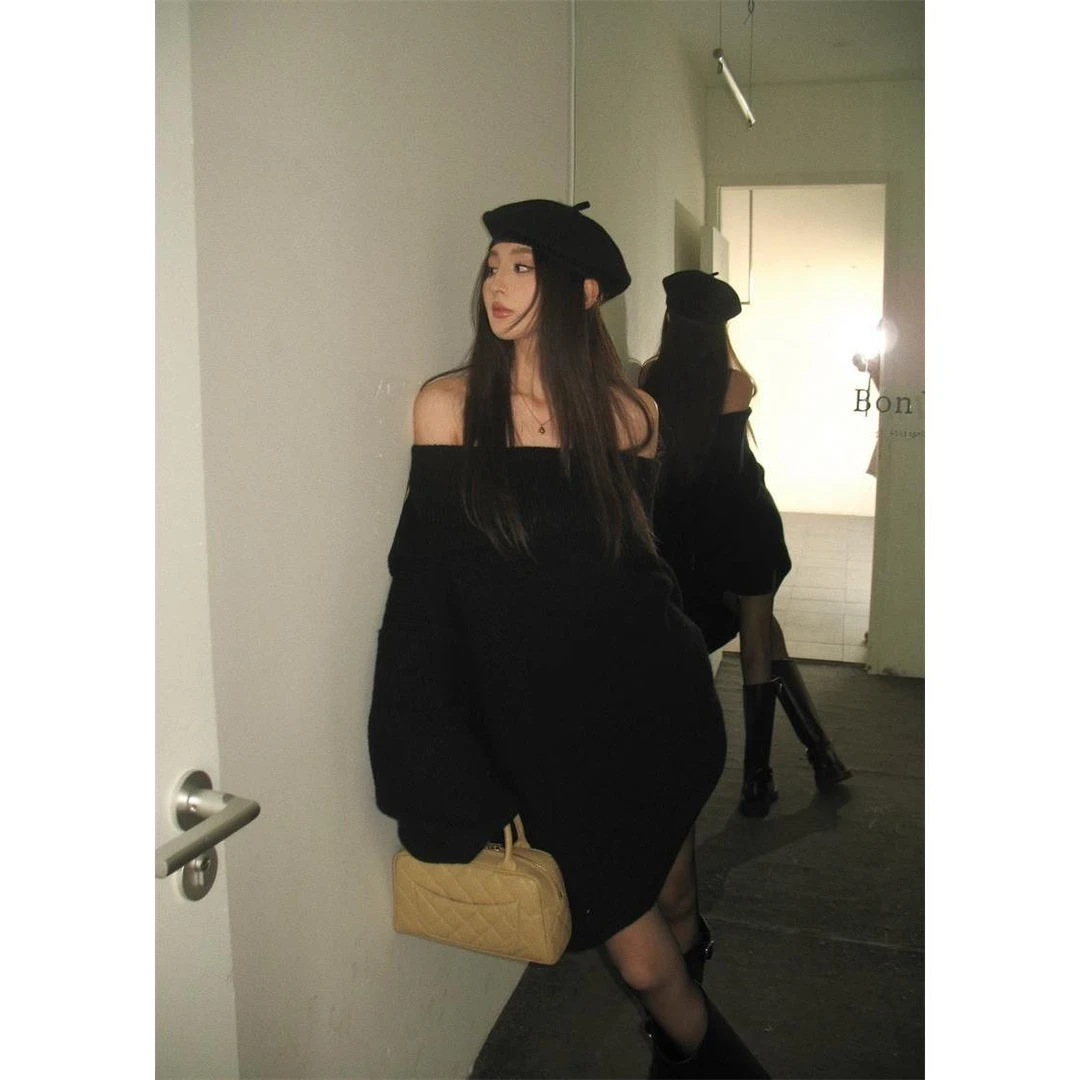 慵懒复古一字肩针织衫女装秋季气质宽松露肩毛衣长袖套头黑色上衣