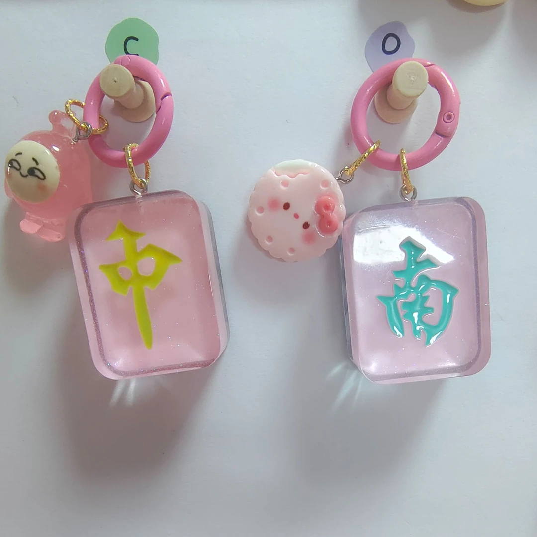 【直播拍一拆三】卡通公仔夜光手工滴胶麻将