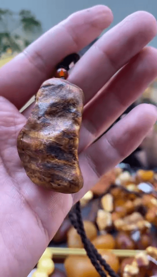 【闪购商品】蜜蜡颈饰未镶嵌吊坠