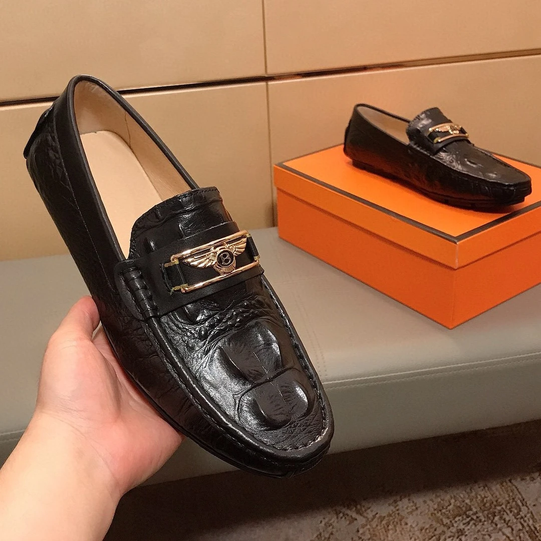 高端鳄鱼纹真皮豆豆鞋男鞋时尚潮流黑色皮鞋休闲软底一脚蹬驾车鞋