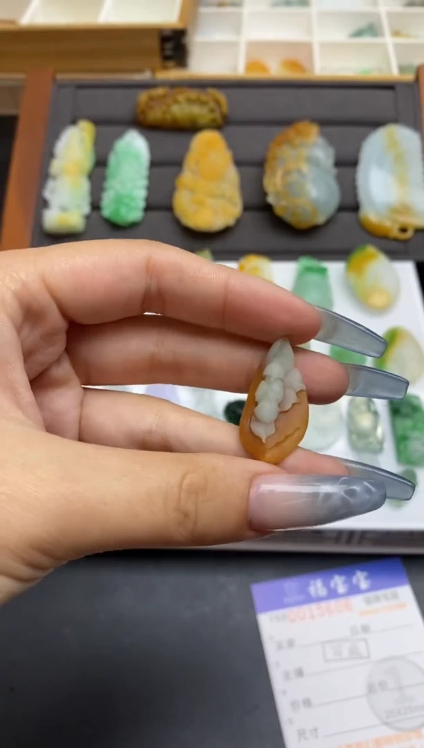 【闪购商品】定制翡翠未镶嵌翡翠毛货~