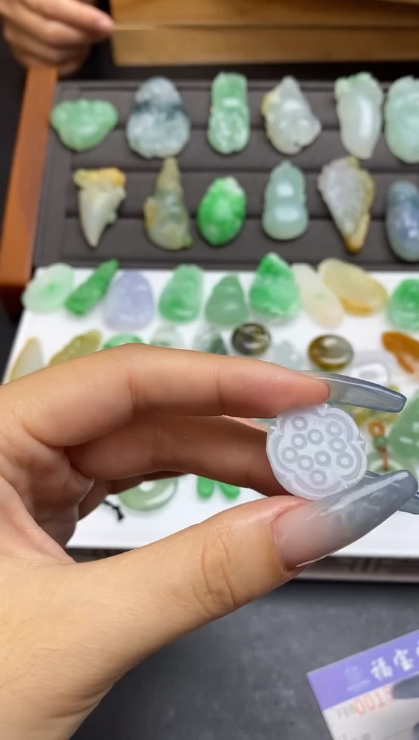 【闪购商品】定制翡翠未镶嵌翡翠毛货~