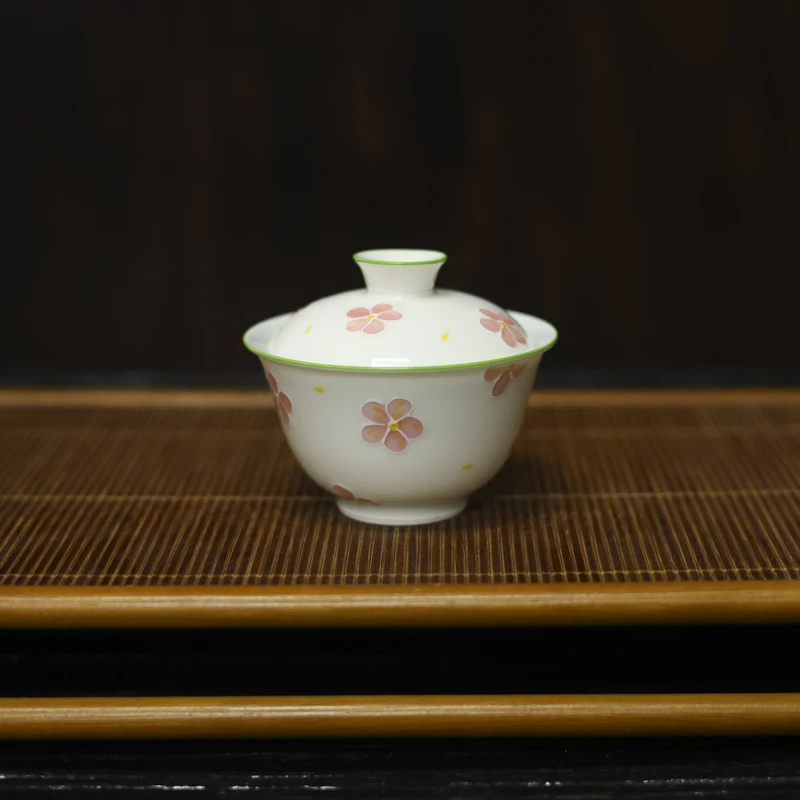 斋居 樱花堆料二才盖碗-110ml（Q6369）