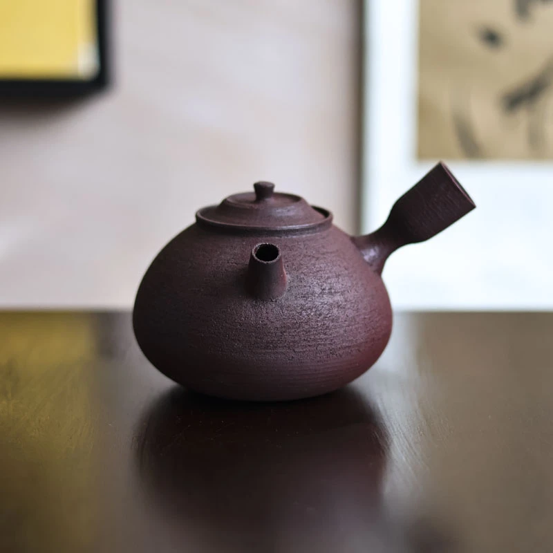 斋居 暗红博古侧把壶-容量400ml（本0302）