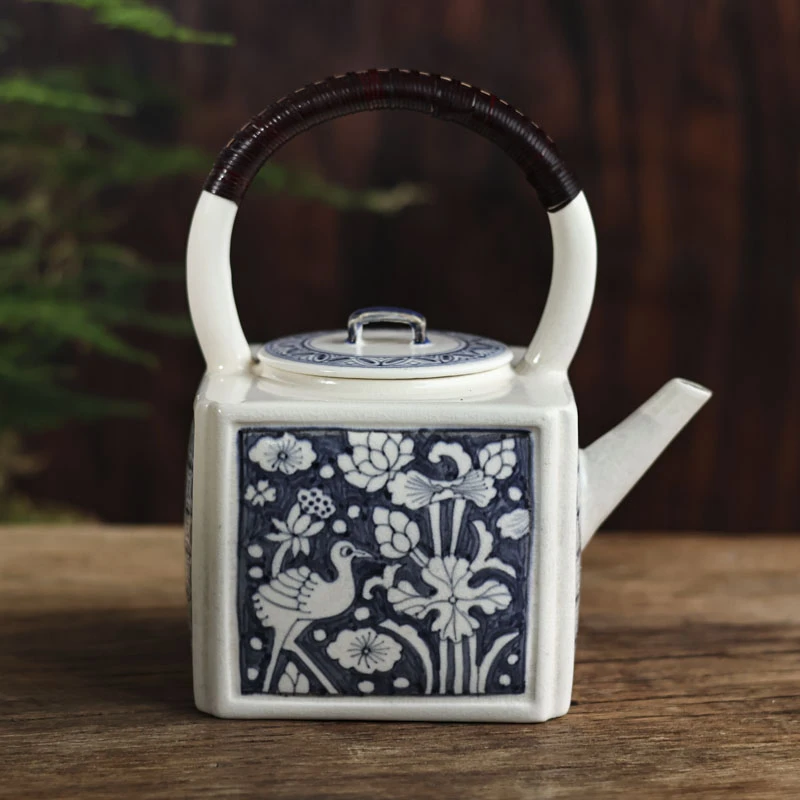 斋居  一鹭莲科四方提梁壶（W0391）容量600CC