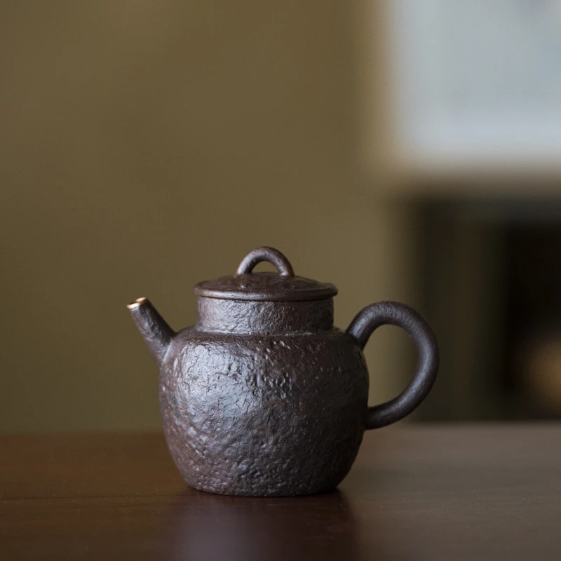 *斋居梵山堂紫砂壶八号手捏紫砂壶家用室用茶具茶道泡茶壶小田月