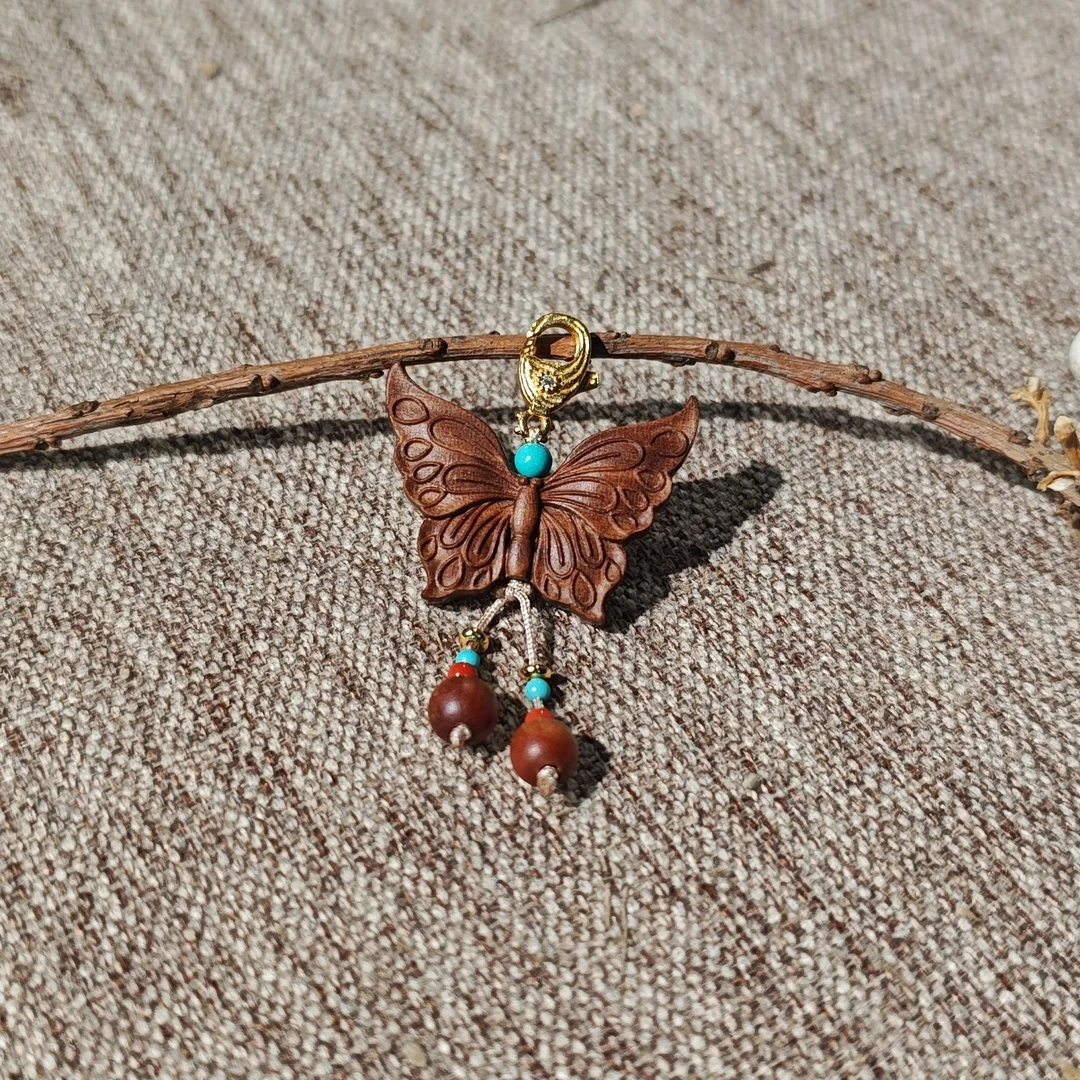 老山檀蝴蝶吊坠 1734 多样性发其一