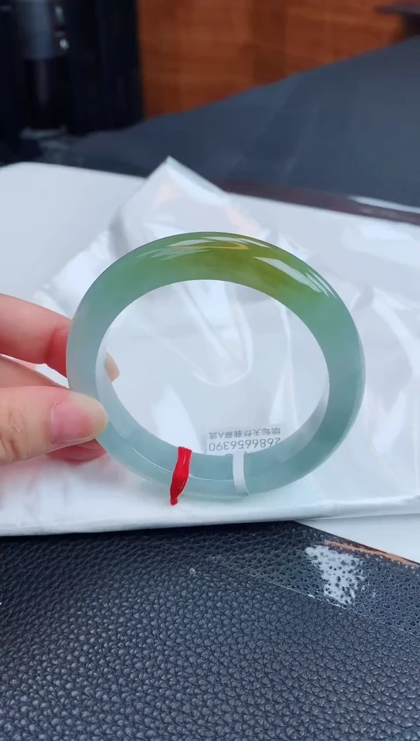 【闪购商品】翡翠手镯未镶嵌天然缅甸A货翡翠手镯