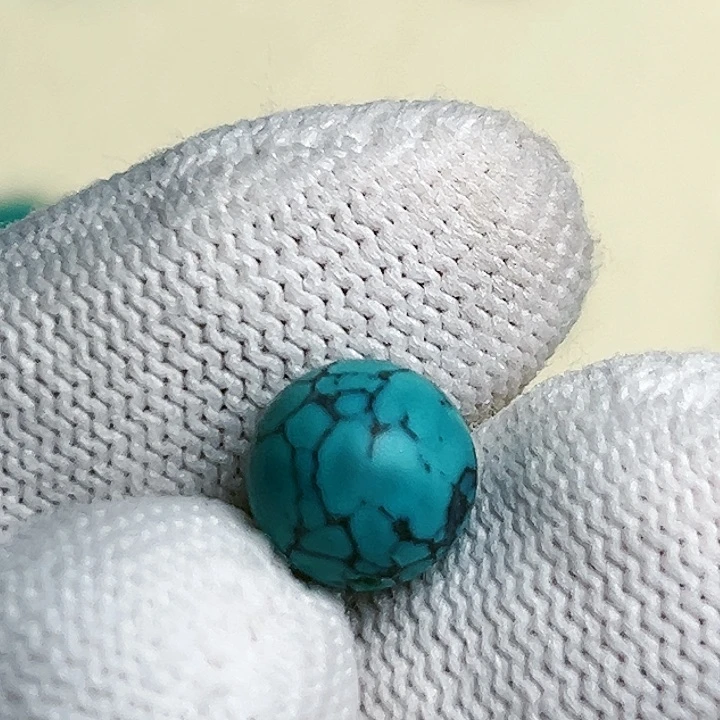 绿松石珠子未镶嵌关*晓