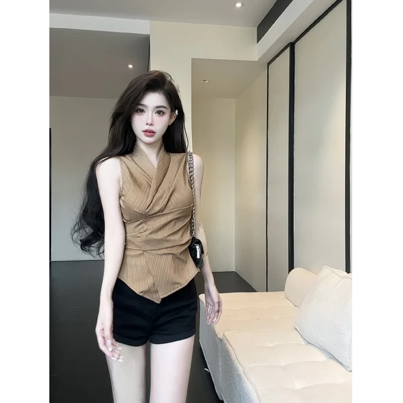 HuiHui【迷醉时分】法式轻奢无袖背心小衫修身显瘦不规则上衣（A499）