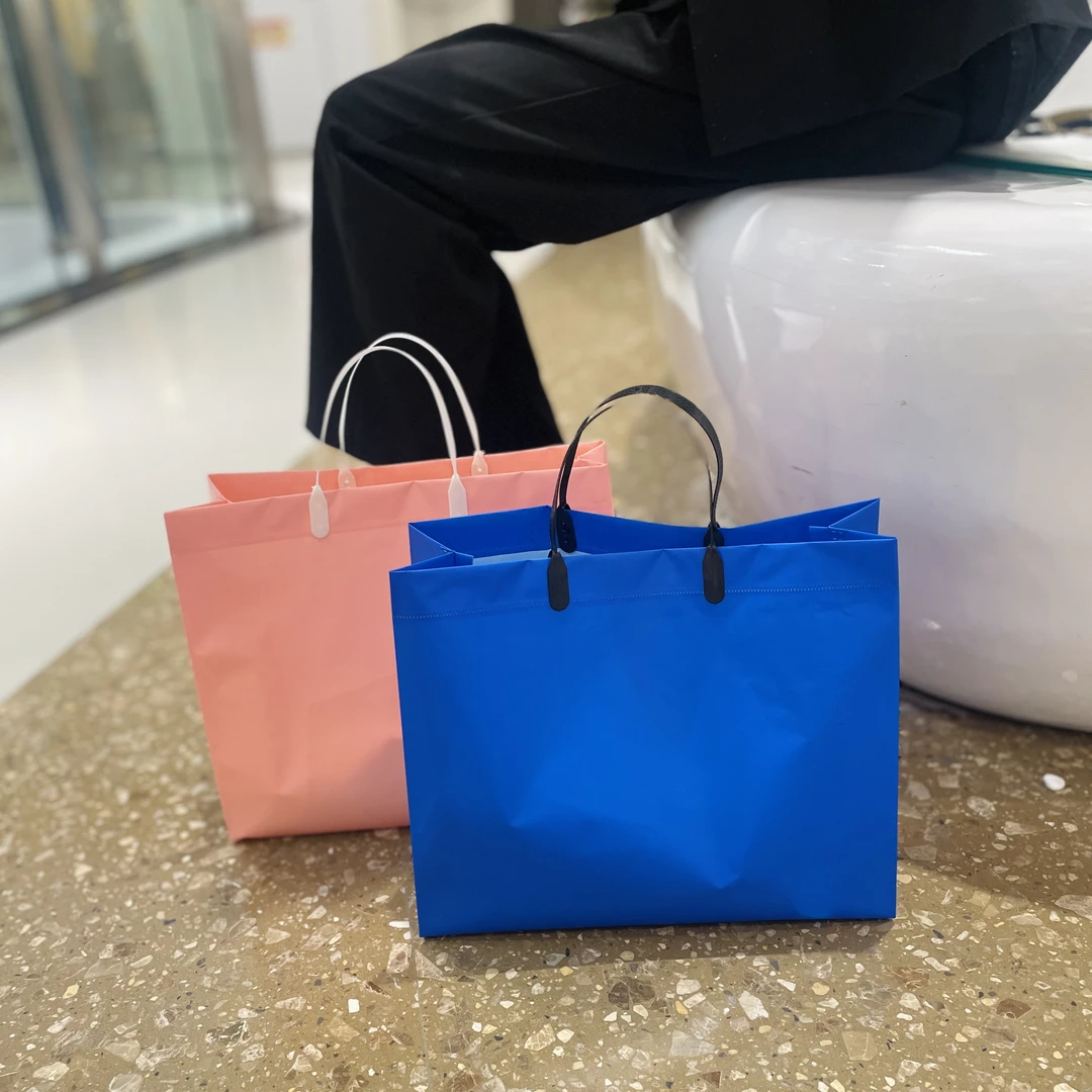 免税店款式手提质防水耐用不怕撕扯包装袋礼品袋服装袋单肩纯色