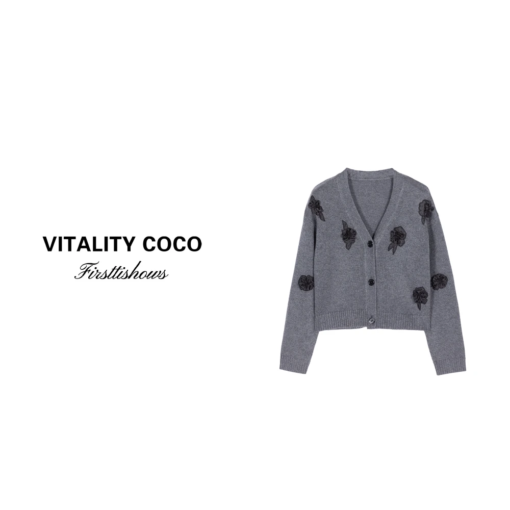 「VITALITY COCO」24冬季秋冬上新热卖重工朵装饰V领针织衫-1353