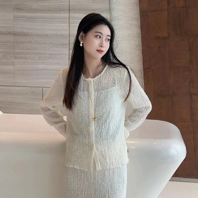 一眼气质慵懒腔显瘦针织重工轻奢真丝肌理感时尚百搭秋冬蚕丝上衣