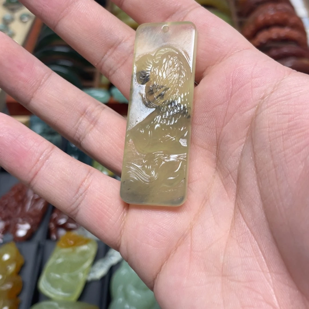 【闪购商品】岫玉颈饰未镶嵌@****兵