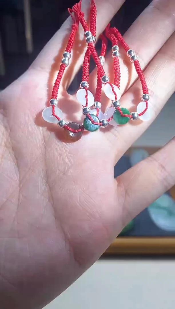 【闪购商品】翡翠颈饰未镶嵌平安扣手绳