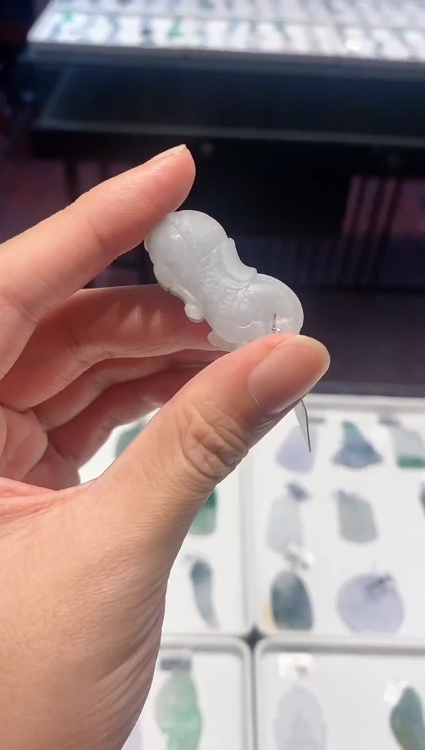 【闪购商品】翡翠吊坠(不含链)未镶嵌唐马