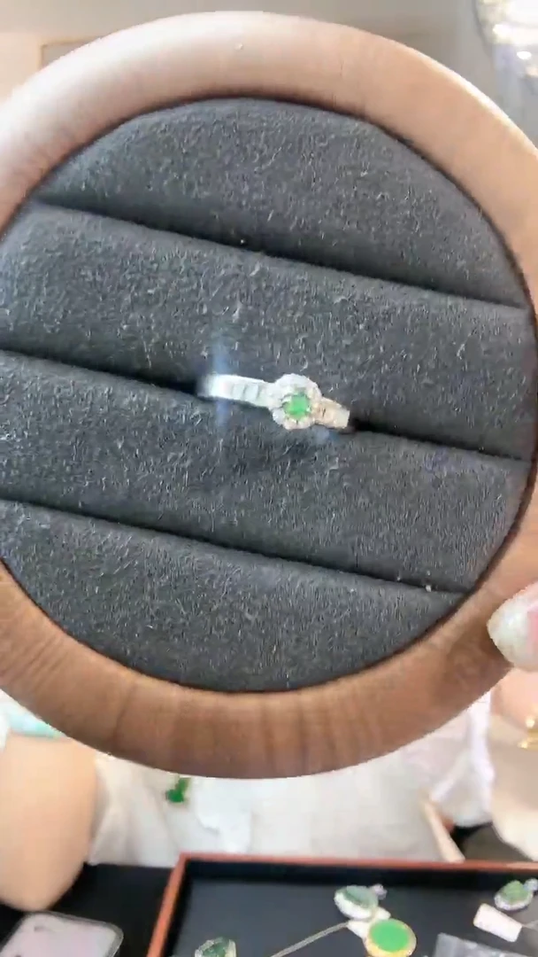 【闪购商品】翡翠戒指未镶嵌天然A货翡翠