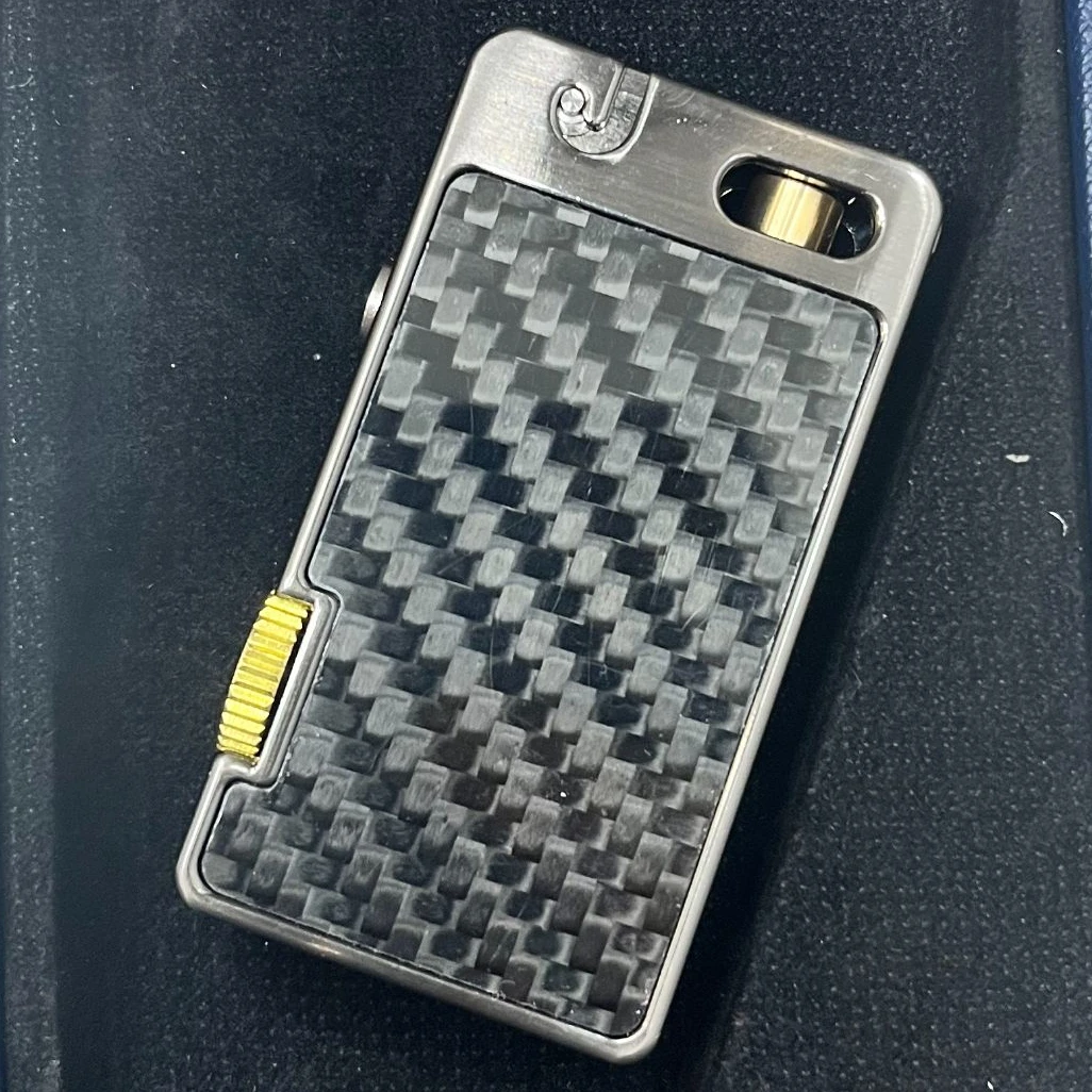 首领CF712T碳纤维煤油打火机HZ