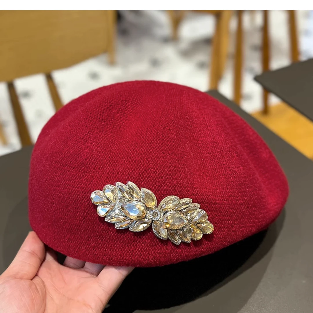 帽子女韩国重工水钻反戴前进帽秋冬新款高定气质素颜显脸小贝雷帽