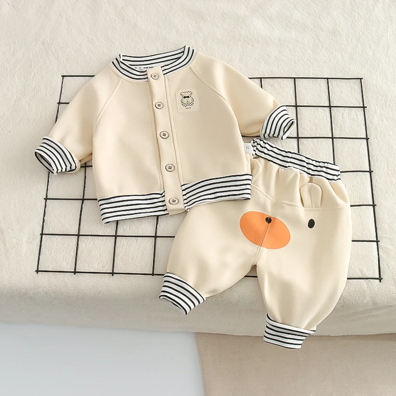 春秋款宝宝长袖套装卡通复合条纹高腰屁屁裤两件套儿童外套裤子