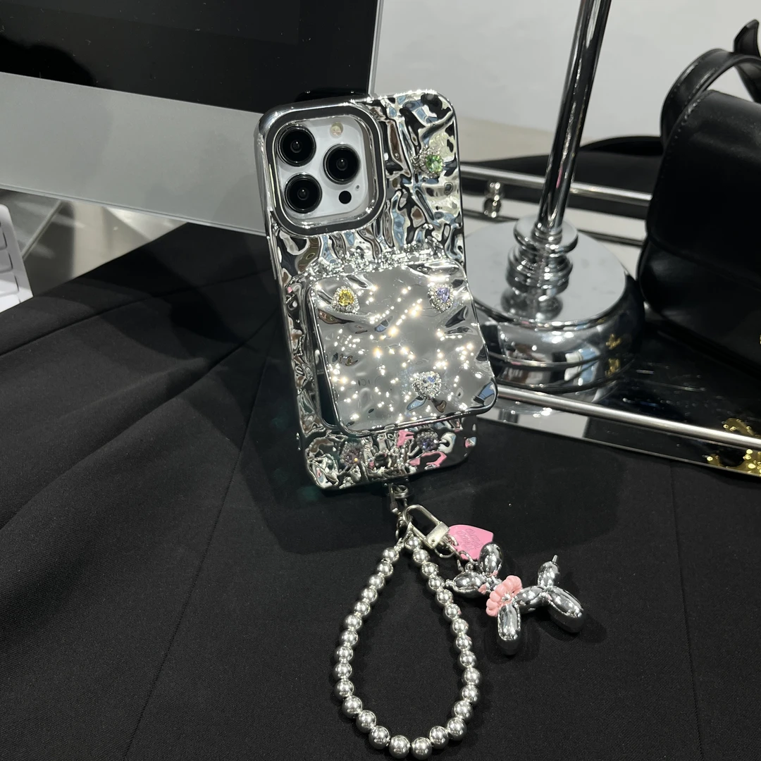 小众轻奢高级感软胶防摔镜子手拎链网站立红适用苹果系列手机壳