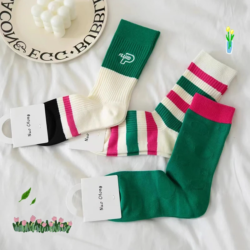 潮流袜子女2024新款透气棉筒袜运动短筒袜长袜中筒袜百搭舒适防臭