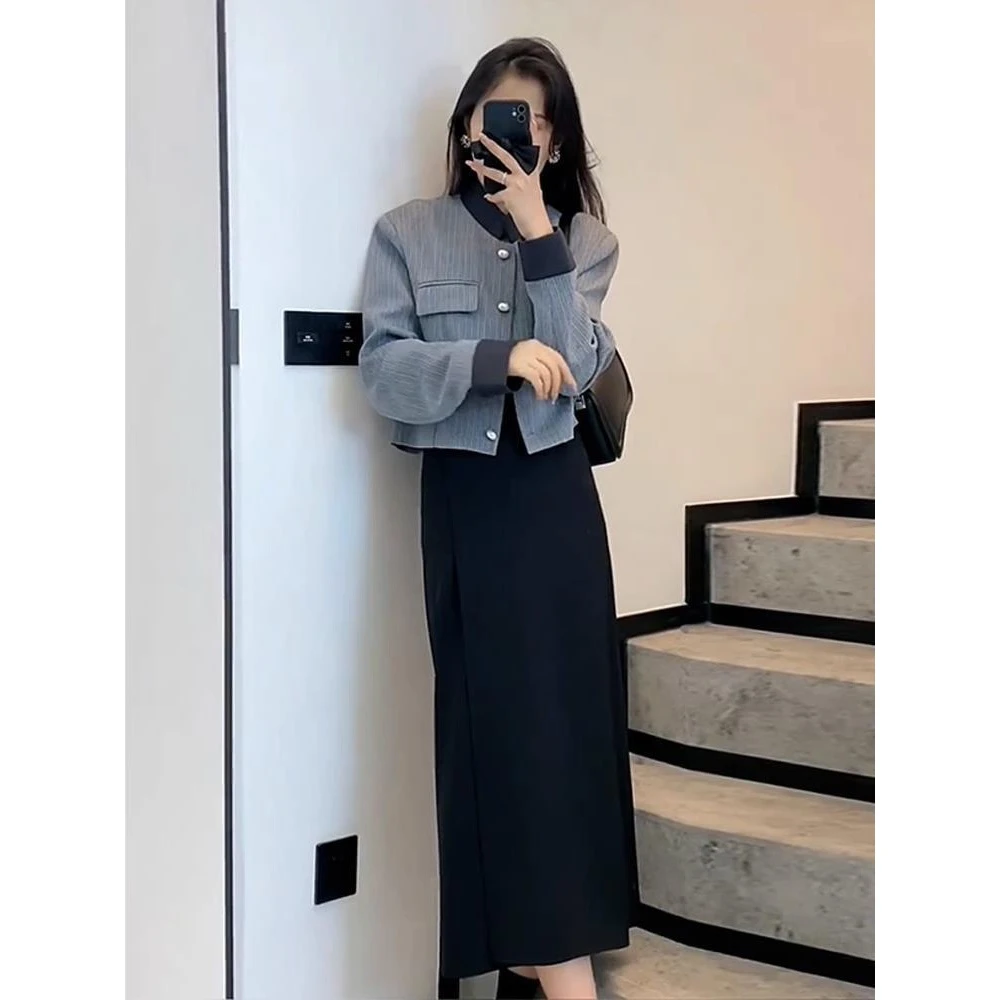 小香风短款外套女秋季法式复古设计感百搭大码宽松休闲小个子上衣