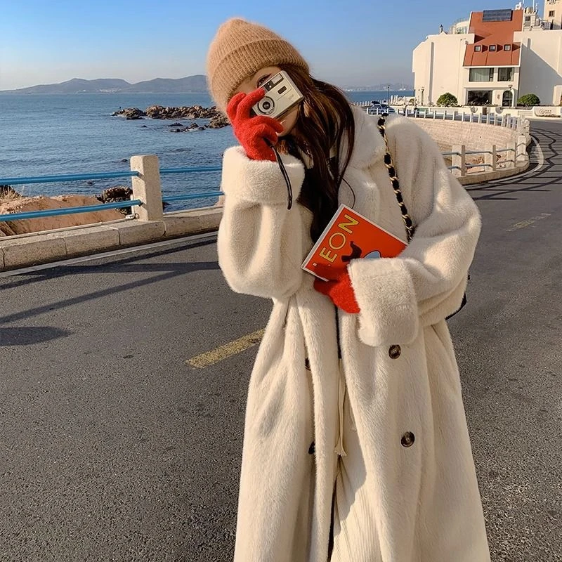 秋冬季新款爆款加棉加厚高级感毛毛外套女气质宽松显瘦中长款大衣