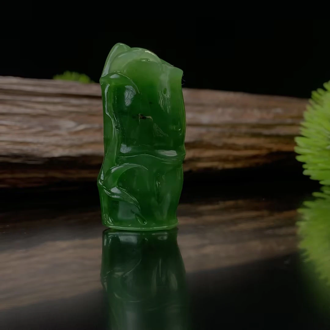 【豫人豫品】和田玉吊坠碧玉竹节J3196