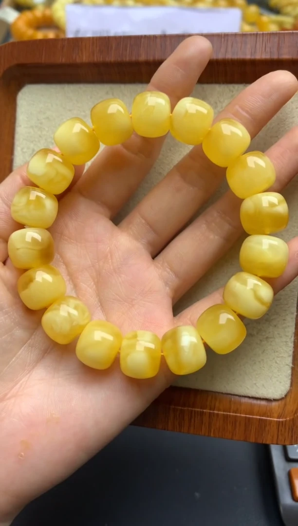 【闪购商品】蜜蜡珠宝奇石未镶嵌8