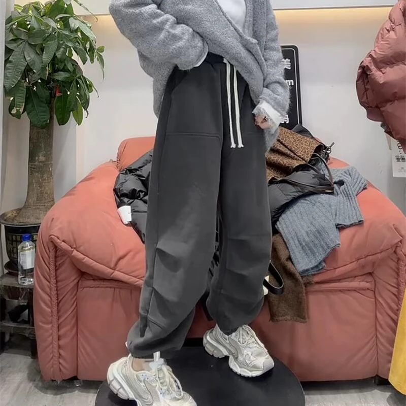 2024年秋冬新款小个子加绒休闲卫裤女梨型身材穿搭高腰显瘦束脚裤