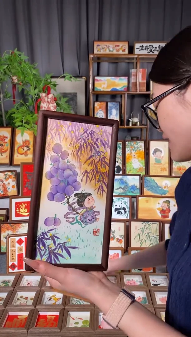 【闪购商品】绘画葡萄小女孩 胡桃木28