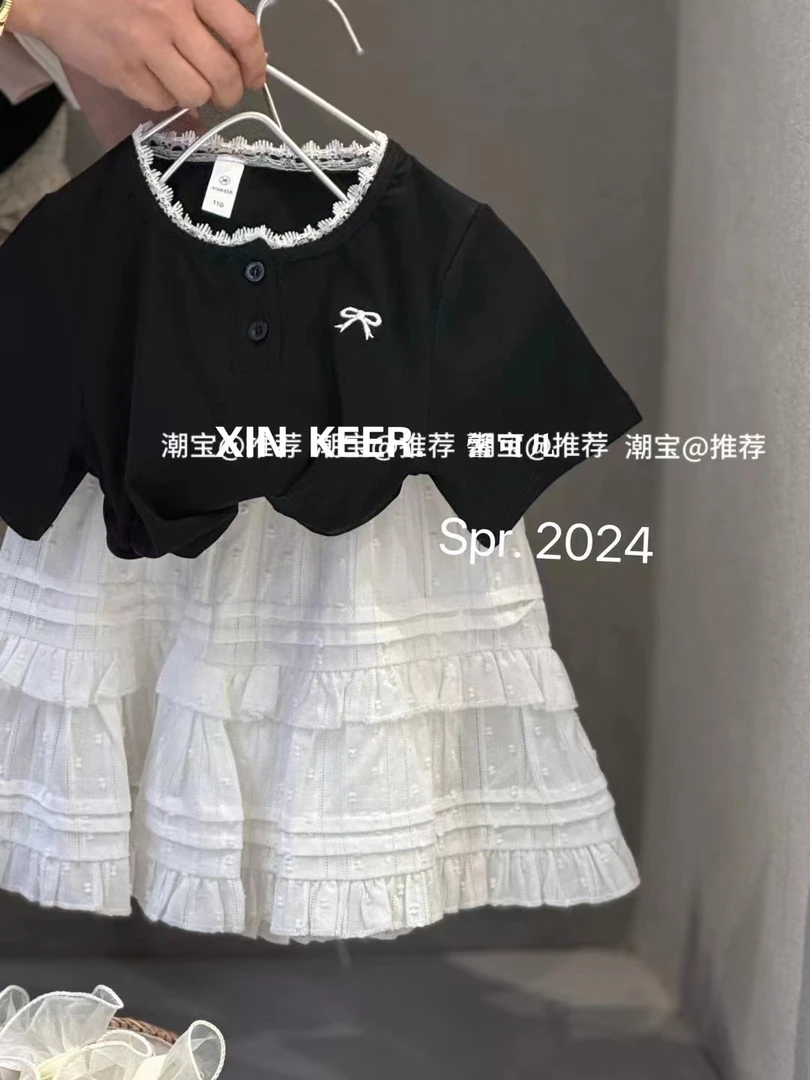 两个小孩童装店时尚休闲百搭童装