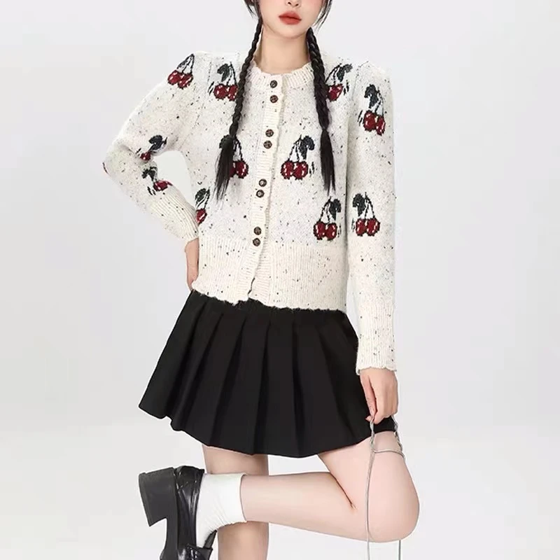 T4302圆领樱桃设计感毛衣开衫女秋冬2024新款小香风上衣针织衫