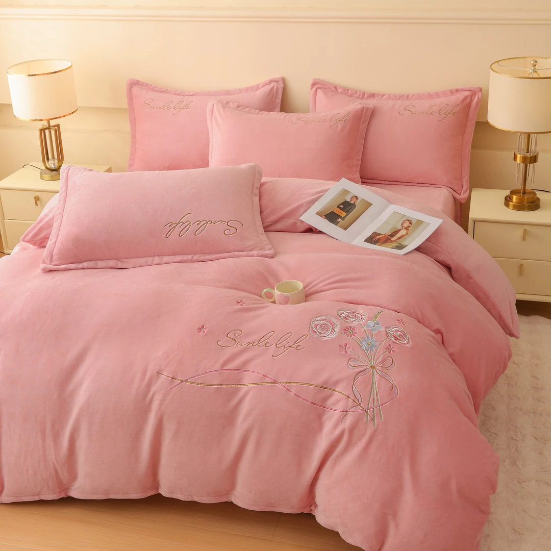 玫瑰牛奶绒刺绣款印花款床裙亲肤透气舒适保暖四件套套件L1