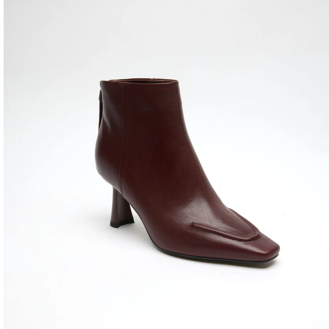 JANEHARLOW设计师时尚气质轻奢风秋冬简约女靴J64BF33677