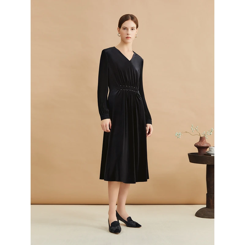 YINER音儿款2024冬季新款连衣裙8C64505896