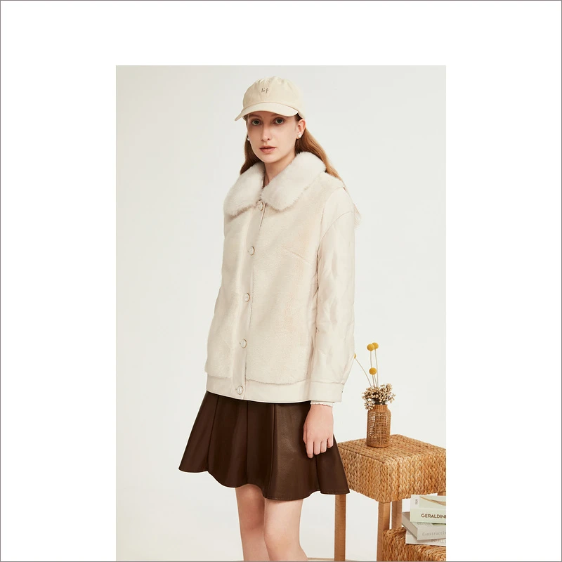【反季特卖】YINER 音儿奥莱冬季新款羽绒服时尚休闲翻领8C42509376