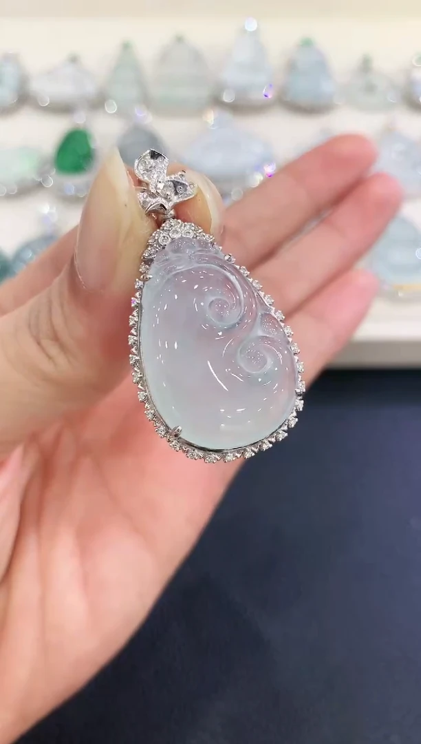 【闪购商品】翡翠吊坠(不含链)18K金镶嵌b103