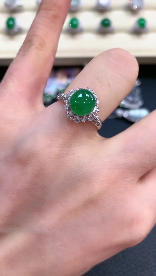 【闪购商品】翡翠戒指18K金镶嵌b86