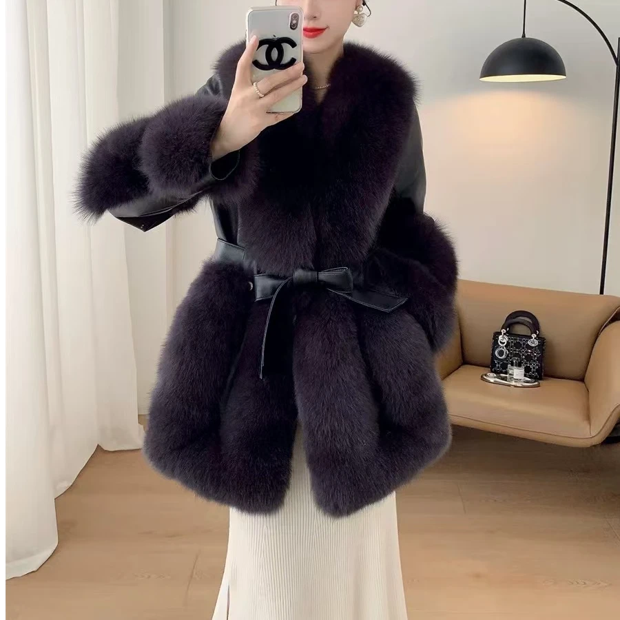 8803 时尚绵羊皮拼接整皮狐狸毛领皮草外套中长款 保暖羽绒胆