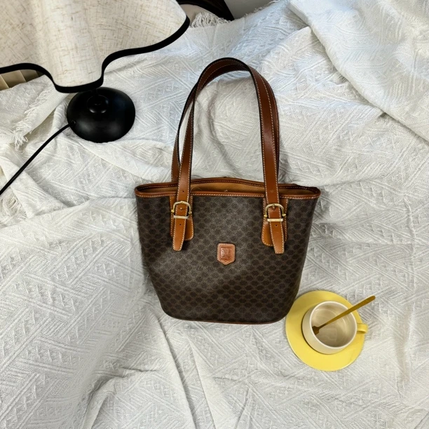 95新 Celine/思琳 FF12/单肩包