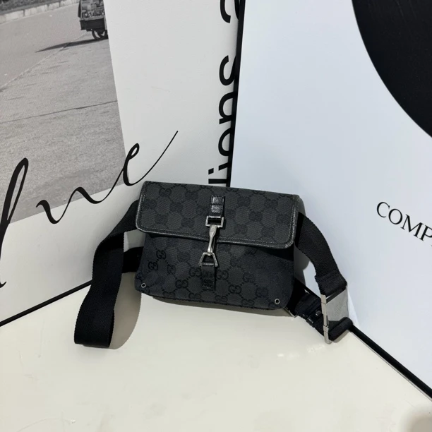 95新 GUCCI/古驰 QH501/胸包
