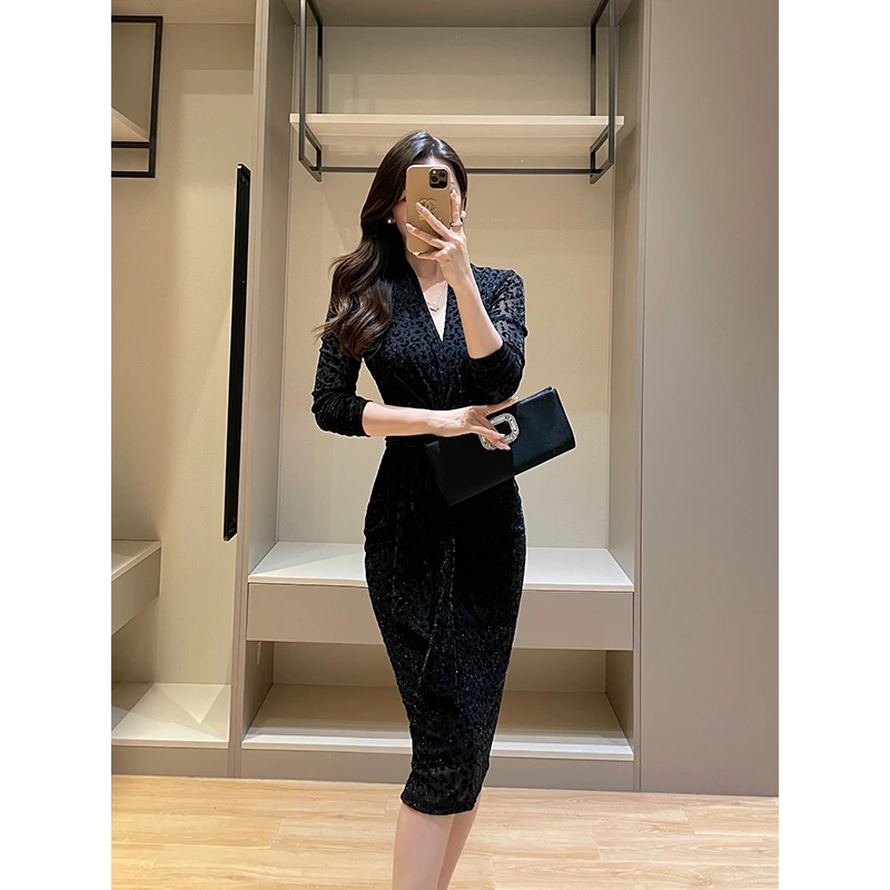 豹纹黑色网纱连衣裙秋装新款御姐范V领长袖收腰修身包臀裙一步裙