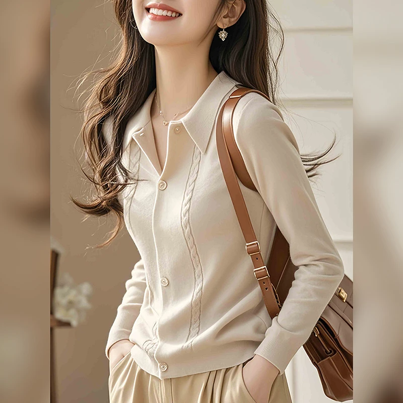 法式温柔高级感Polo领长袖针织衫女秋冬新款洋气小众外穿打底上衣