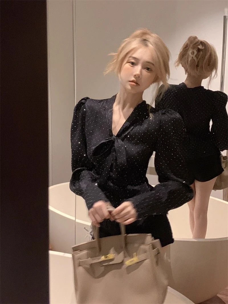 重工烫钻蕾丝边长袖缎面衬衫春季气质名媛泡泡袖衬衣黑色收腰上衣