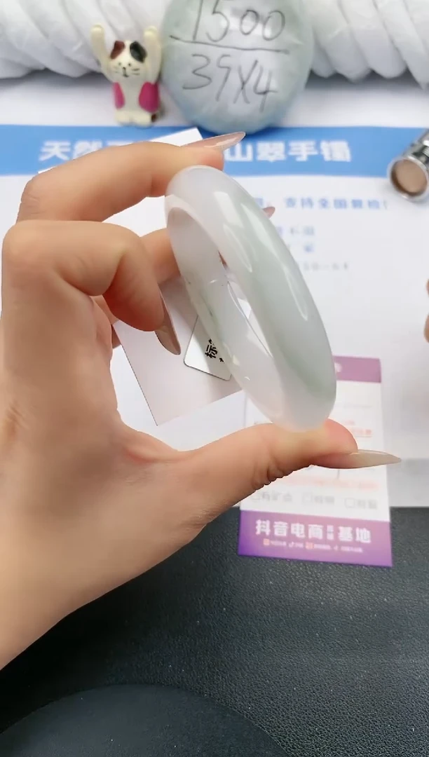 【闪购商品】石英质玉手镯未镶嵌w19-PB51.9