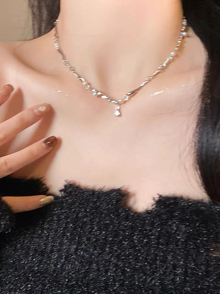 铜合金仿珍珠项链 水滴项链女款2025新款吊坠项链轻奢小众锁骨链