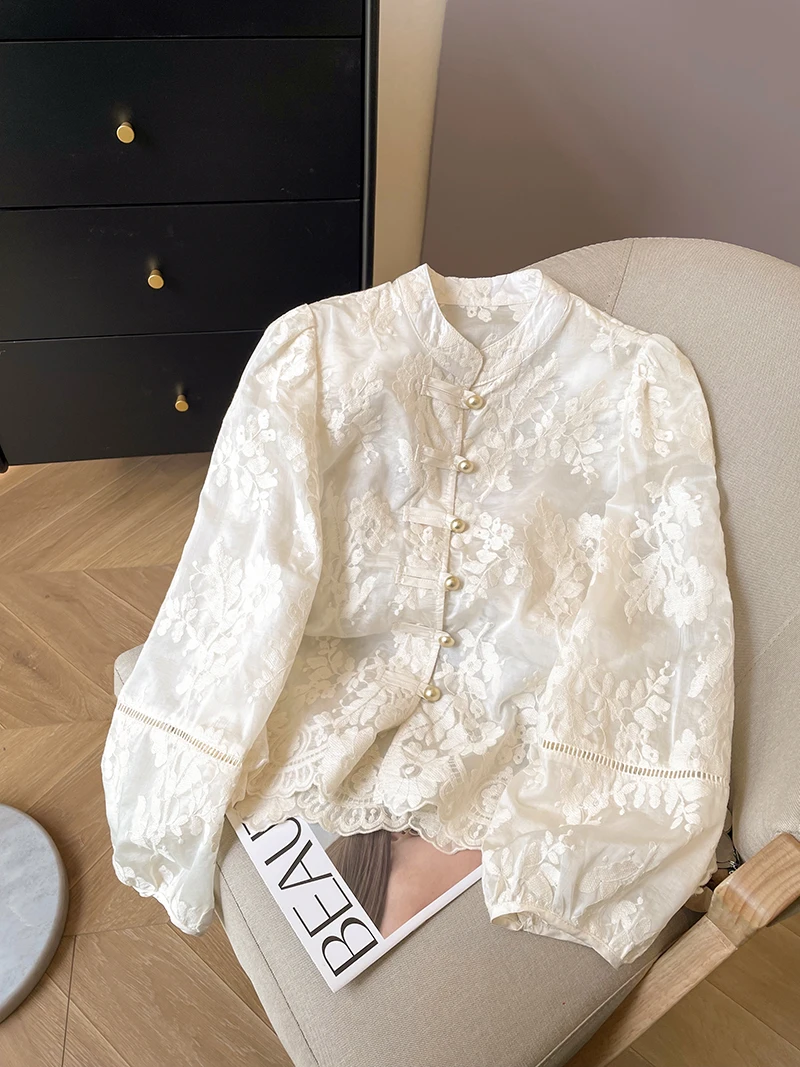 新中式蕾丝盘扣刺绣衬衫女2025年春秋新款轻国风宽松百搭衬衣